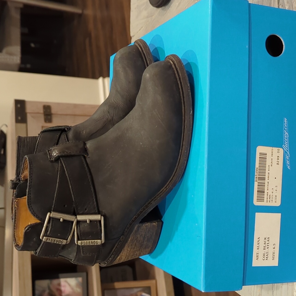 John Fluevog Black Alana leather boots Like new